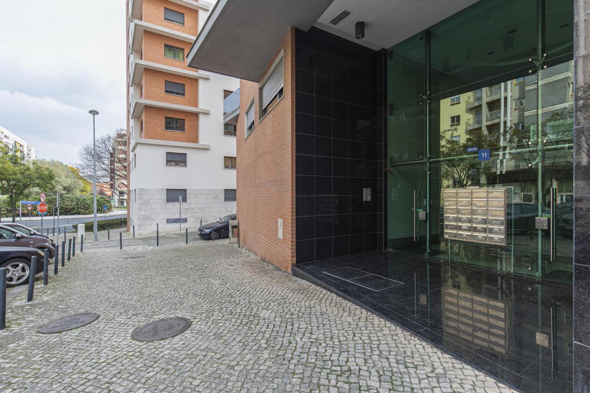 2 Bedroom Large apartment By Innkeeper Lisboa Eksteriør bilde